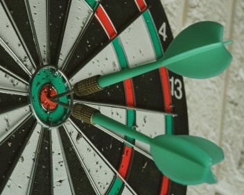 darts