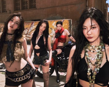 aespa the 6th mini album rich man group concept photos v0 68783f5qedmf1