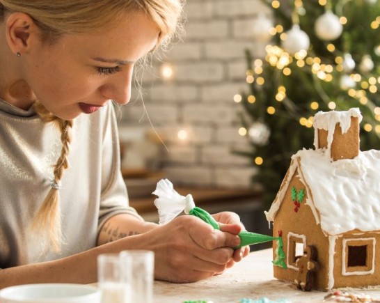 Gingerbread making