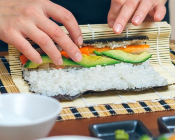 Sushi Inside Out 00 Feat Img (2)
