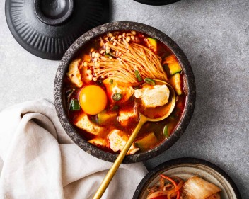 korean soft tofu stew with rice