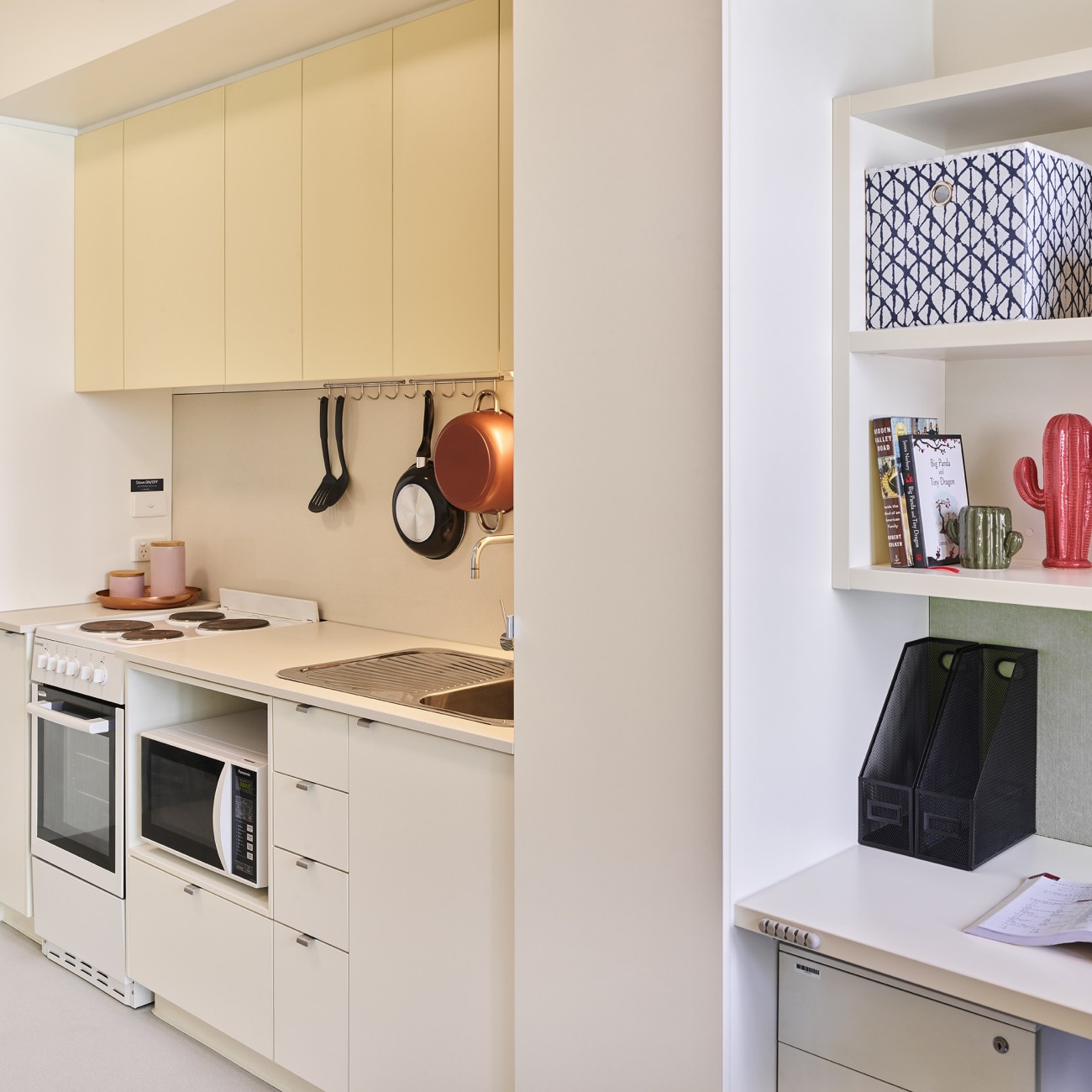 CLV Student Accomodation Superior Studio w Balcony Kitchen