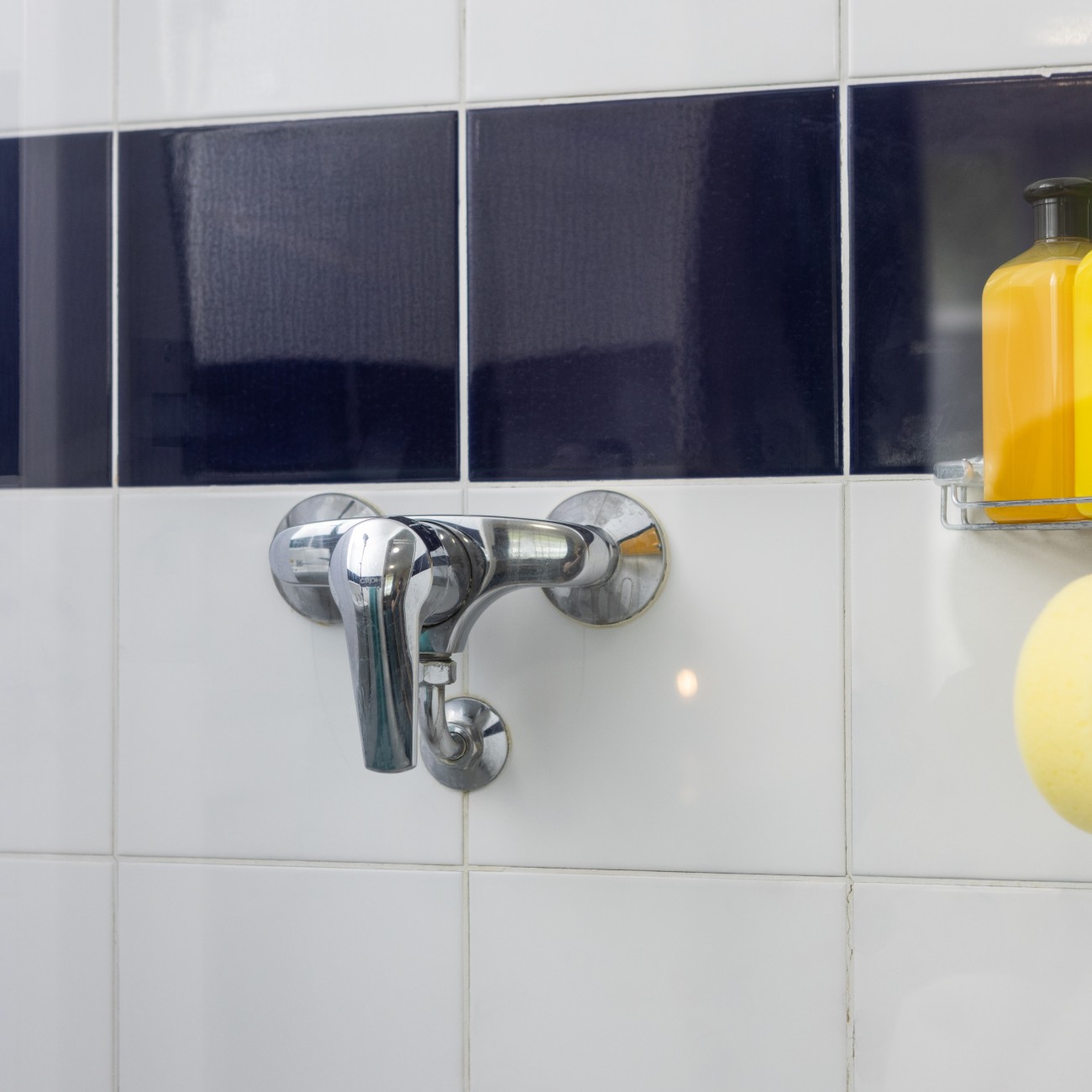 McM   Bathroom 02